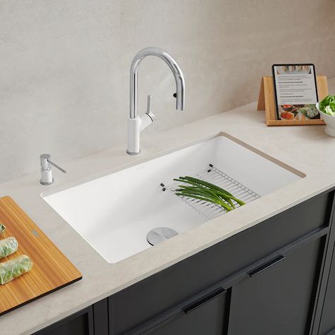 Blanco Silgranit Sink, Blanco Sinks, Single Sink Kitchen, Latest Kitchen Trends, Silgranit Sink, Floating Sink, Composite Sinks, Kitchen Chores, Granite Kitchen Sinks