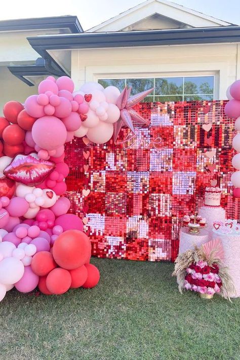 Feast your eyes on this fabulous Valentine's day party! Loving the backdrop!! See more party ideas and share yours at CatchMyParty.com Valentines Theme Party, Valentine Photo Backdrop, Valentine Backdrop, Valentines Birthday Party, Sweet Sixteen Birthday Party Ideas, Day Party Ideas, Valentines Party Decor, Valentines Baby Shower, Valentine Centerpieces