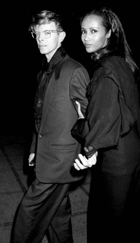 Iman Bowie, Supermodel Iman, Iman And David Bowie, David Bowie Fashion, David Bowie Pictures, 1990 Style, Cute Celebrity Couples, Major Tom, Famous Couples