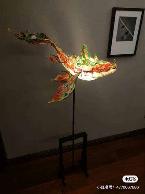 Chinese Fish Lantern, Chinese Kites, Fish Lanterns, Chinese Sculpture, Fish Lamp, Chinese Crafts, Lantern Craft, Paper Art Sculpture, Computers Tablets And Accessories