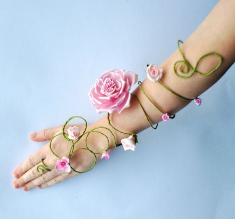 pink rose and buds long flower and vine fairy by InMyFairyGarden Fairy Arm Cuff, Flower Arm Cuff, Fantasia Diy, Garden Fairy Costume, Fairy Costume Women, Fairy Halloween Costumes, Bride Ideas, Flower Costume, Rose Vine