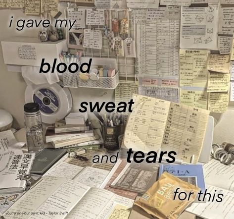 Taylor Swift Study Aesthetic, Study Taylor Swift, Study Its Good Taylor Swift, Midnight Study Aesthetic, Study Core Aesthetic Wallpaper, Taylor Swift Studying, Taylor Swift Study Motivation, Taylor Swift Motivational Lyrics, Study Motivation Wall