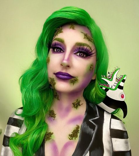 Sandworm Beetlejuice Makeup, Genderbent Beetlejuice, Beetle Juice Makeup Female, Female Beetlejuice Makeup, Beetlejuice Makeup Glam, Beetlejuice Makeup Female, Jessica Buchanan, Beetle Juice Makeup, Beetlejuice Wig