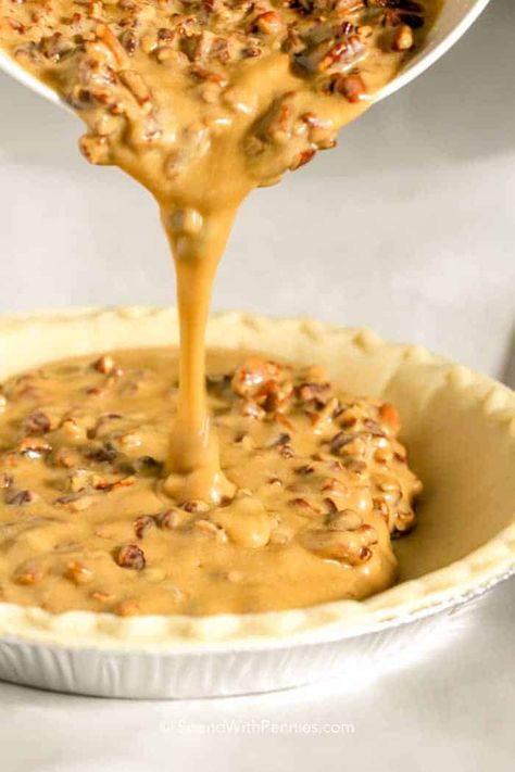 Pecan Pie Recipe No Corn Syrup, Pecan Pie Recipe Without Corn Syrup, Easy Pecan Pie Recipe, Gooey Desserts, Chocolate Pecan Pie Recipe, Easy Pecan Pie, Pecan Desserts, Pecan Pie Easy, Brown Sugar Recipes