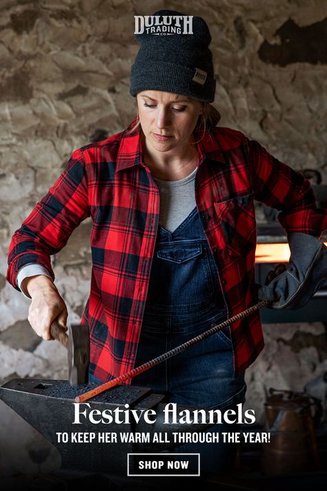 Built Men, Flannel Shirts For Women, Hardworking Women, Plus Size Styles, Flannel Outfits, Womens Flannel Shirt, Duluth Trading Company, Flannel Shirts, Flannel Women