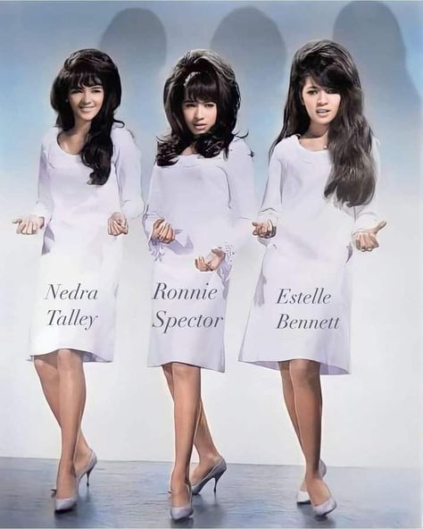 The Ronettes 🤍🩶🤍 c1964....The Ronettes – No one rocked a beehive like this trio from Spanish Harlem. Lead singer Ronnie Spector (born Veronica Bennett, center), with her older sister Estelle Bennett (right) & their cousin, Nedra Tally (left). The Ronettes Aesthetic, Estelle Singer, Spanish Harlem, Ronnie Spector, The Ronettes, Fav Artist, Hip Hop Songs, Fashion Network, Famous Musicians