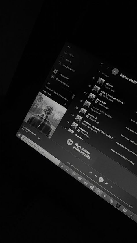 Laptop Music Snap, Spotify On Laptop Aesthetic, Laptop Spotify Aesthetic, Spotify Laptop Instagram Story, Spotify Snap, Born In March Quotes, Haim Taylor Swift, Weeknd Songs, Arabic Song