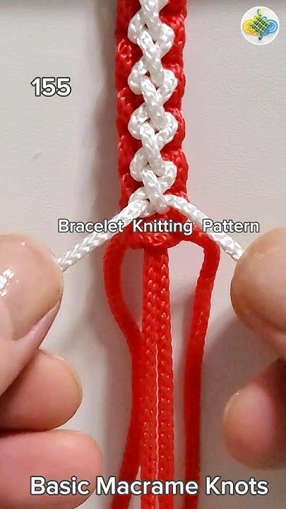 Macrame Shorts, Beginner Macrame Projects, Bracelet Knitting, Macrame Knots Diy, Weaving Bracelets, Narwhal Art, Beginner Macrame, Macrame Wedding Decor, Paracord Bracelet Patterns