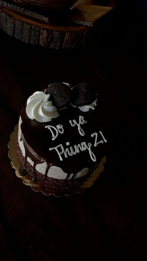 21st Cake Ideas Simple, Turning 21 Cake Ideas, 21 Cake Ideas 21st Birthday For Men, 21dt Birthday Cake Ideas, Simple 21 Birthday Cake, 21 Savage Birthday Cake, 21 First Birthday Cake, Birthday Cake For 21st Birthday, 20th Birthday Cake For Boyfriend