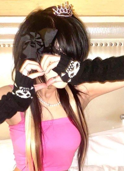 Emo Scene Aesthetic, Emo Scene Girls, 2000s Scene, Y2k Scene, Emo Princess, Emo 2000s, Scene Aesthetic, Scene Girl, Emo Pfp