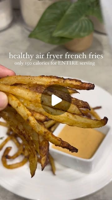 kay on Instagram: "FULL recipe and instructions below for these healthy air fryer french fries (: This is a great healthy recipe for all the fry lovers out there. Simple to cook and low in calories for those on a weight loss journey!

150 calories for the ENTIRE serving! 

Ingredients: 
1 russet potato
1 teaspoon oil
preferred seasoning 
ice & water for ice bath 

Instructions:
- Rinse russet potato
- cut potato into fry shapes
- Prepare a bowl with ice and water
- Add cut potato slices into ice bath for 15 minutes (this helps to make your fries crisper)
- Dry cut potatoes and season 
- Place cut potatoes flat on the bottom surface of your air fryer
- Air fry sliced potato for 15-20 minutes on 400 degrees until crispy and golden brown

#airfryerrecipes #airfryerrecipe #healthyfries #health Healthy Fries, Air Fryer French Fries, Healthy Air Fryer, Potato Slices, Gluten Free Sides, Air Fryer Healthy, Help Losing Weight, Sliced Potatoes, Air Fry