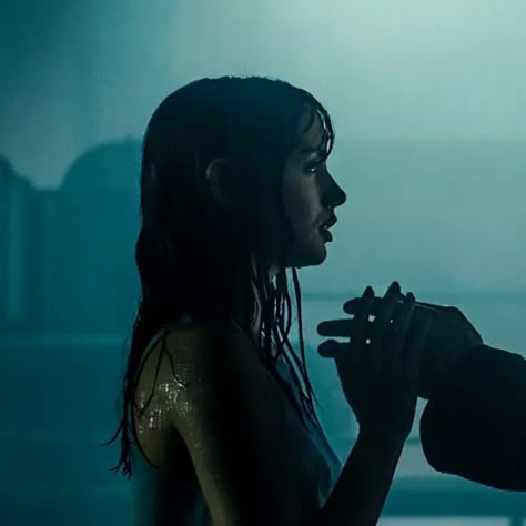 Blade Runner 2049 ⟢ Join Cosy Hub for more! #matching #couple #bf #gf #match #icon #discord #BladeRunner2049 #ryangosling Love Edits, Cocoppa Wallpaper, Blade Runner 2049, Couples Vibe, Bf Gf, Anime Shadow, Couples Icons, Matching Couple, Custom Banners