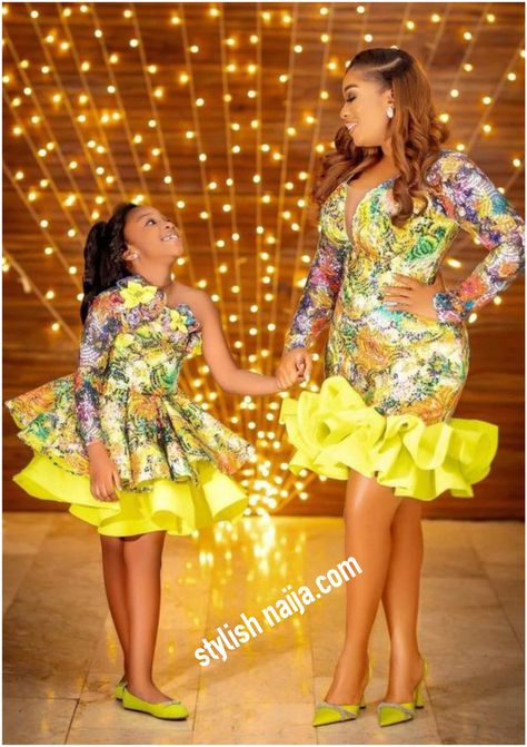 Fascinating And Adorable Mother and Daughter. Volume 4. - Stylish Naija Mum And Daughter Ankara Styles, Ankara Styles For Mother And Daughter, Mother Daughter Fashion Matching Outfits, Ankara Couple Outfit, Chitenge Outfits, Duo Dress, Couples African Outfits, Daughter Fashion, Mommy Daughter Outfits