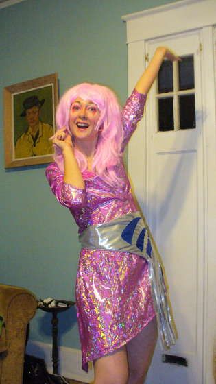 Jem And The Holograms Costume Diy, Jem And The Holograms Costume, Gem Costume, Kimber Jem And The Holograms, Jem And The Holograms Wallpaper, Gem And The Holograms, Halloween Hologram, Jem Costume, Jem And The Holograms Comic