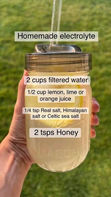 Healthy Natural Remedies, All Natural Ingredient Recipes, Diy Natural Self Care, Tasty Water Recipes, Make Electrolyte Water, Best Way To Hydrate Yourself, Diy Electrolyte Water Recipe, Water With Electrolytes, Healing Drinks Natural Remedies