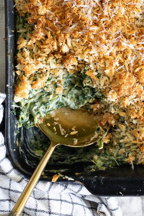 Creamy Spinach Gratin - Simply Delicious Creamed Spinach Casserole, Spinach Casserole Recipes, Best Christmas Dinner Recipes, Spinach Gratin, Vegetable Casseroles, Baked Dish, Comforting Food, Spinach Benefits, Fall Dinners