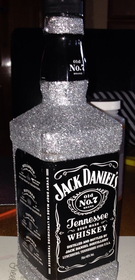 just made! #whiskey #glitter #glamour #glitterglasses #jackdaniels Glitter Vodka, Sparkly Titos Bottle, Bling Alcohol Bottle 21st Birthday, Decorated Jack Daniels Bottle, Rhinestone Bottle Alcohol 21st Birthday, Glitter Vodka Bottle, Jack Daniels Glitter Bottle, Dark Liquor, 21st Birthday Diy