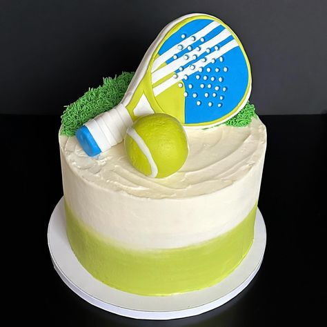 Padel tennis cake! Never heard of this sport before making this cake but it seems like the new pickleball! 🎾 . . . . . . #padeltennis #tennis #cake #sweettreats #bakedgoods #sweetlife #edibleart #dessert #desserts #pastryarts #bakingmagic #handcraftedtreats #craftedbyhand #sweetartistry #homebaker #MagicalMoments #bakedgood #sweets #sonacorn #magical #delights Pickleball Cake, Tennis Cake, 11th Birthday, Edible Art, Sweet Life, Pickleball, Cake Cookies, Cookie Decorating, Baked Goods