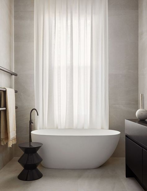 Curtains in the bathroom: beautiful or big mistake? - Your Home and Garden Renovated Victorian House, Neutral Bathrooms Designs, Victorian Era Homes, Steel Frame Doors, Elegant Interiors, Australian Homes, Shower Design, Bathroom Shower Curtains, Bathroom Curtains