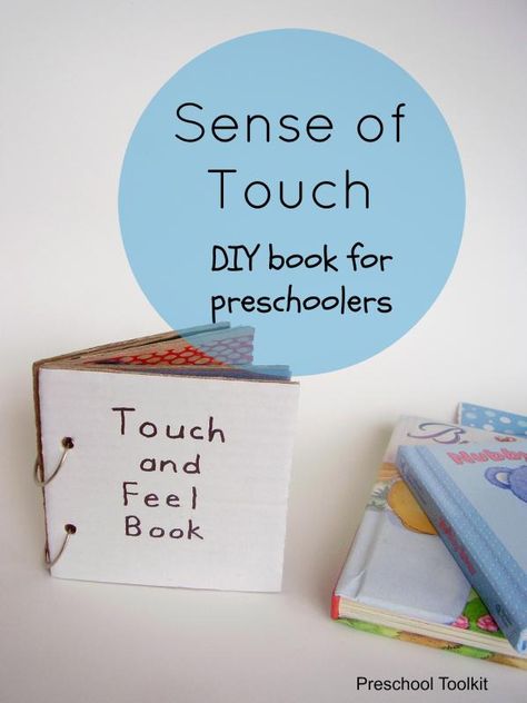 Sense of touch DIY book activity for toddlers and preschoolers #preschool #playmatters Preschool Toolkit Preschool Sensory Play, Senses Preschool, Preschool Sensory, Touch And Feel Book, Diy Sensory, Activity Preschool, Diy Preschool, Feelings Book, Sensory Crafts