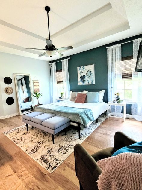 Dark Teal Bedroom, Greige Bedroom, Light Blue Bedding, Blue Green Bedrooms, Blue Gray Bedroom, Teal Bedding, Parents Bedroom, Teal Bedroom, Blue Bedroom Decor