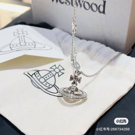 Westwood Jewellery, Vivian Westwood, Vivienne Westwood Jewelry, Vivienne Westwood Jewellery, Money Talks, Sparkly Things, S Jewelry, Necklace Crystal, Pretty Jewellery