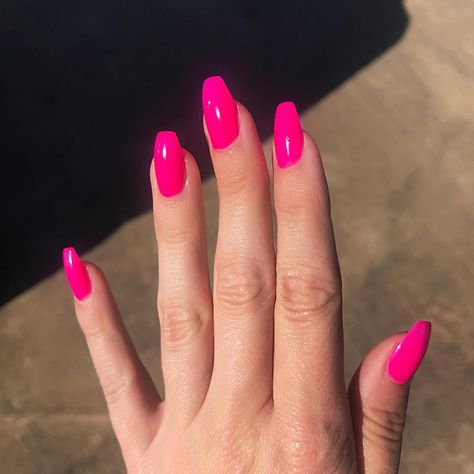 #summervibes with #hotmess  So do you love, or do you love?💁🏼‍♀️😍💅🏻 #manicure #gel nails #pinknails #neonnails #neon #love #bright #shinebright Bossy Nails, Bright Pink Nails, Buh Bye, Go Kit, Pink Gel Nails, Lamp Kit, Hot Pink Nails, Manicure Gel, Portable Lamp