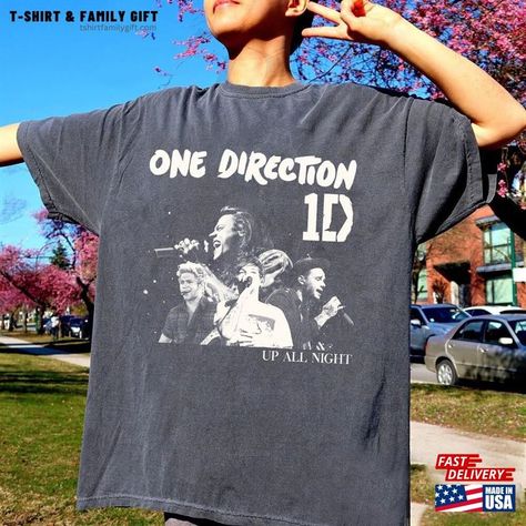 One Direction Up All Night, One Direction Gifts, One Direction Albums, Up All Night, Graphic Shirt, School Fashion, Direct To Garment Printer, Gift For Men, Family Shirts