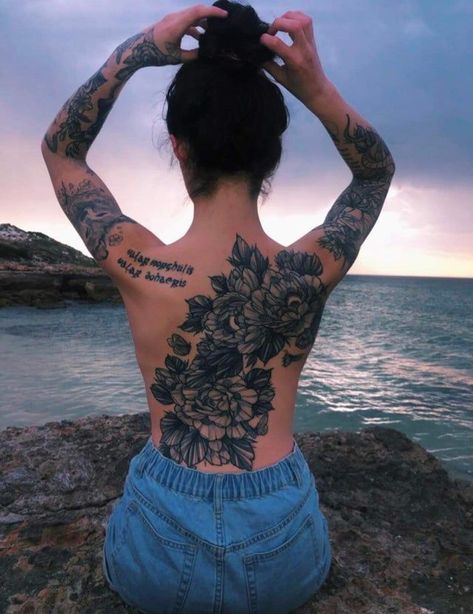 Floral Back Piece Tattoos For Women, Back Tattoo Women Spine Cover Up, Lower Back Tree Tattoo, Coverup Back Tattoo Ideas For Women, Full Backpiece Tattoo For Women, Spine Tattoo Coverup, Full Back Flower Tattoo Women, Back Peice Ideas Tattoo Women, Floral Back Tattoo Design