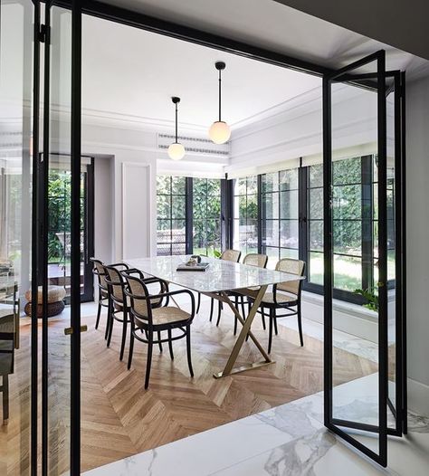 Glass Doors Interior, Folding Doors, World Of Interiors, Apartment Interior, Istanbul Turkey, Residential Design, Residential Architecture, 인테리어 디자인, Luxury Interior