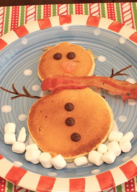 1st Annual North Pole Breakfast! Can't wait to do this the morning we ride the North Pole Flyer :))) Snowman Pancakes, North Pole Breakfast, Food Art For Kids, Christmas Hacks, Christmas Breakfast, Christmas Snacks, Christmas Cooking, Fun Kids Food, Christmas Goodies