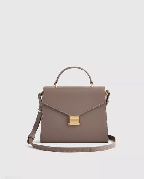 Luxurious Italian leather crossbody bag with gold-tone hardware. Perfect for everyday wear. #leatherbag #crossbodybag #handbag Crossbody Satchel, Bag Women Fashion, Stylish Handbags, Top Handle Handbags, Quince, Leather Top, Italian Leather, Leather Crossbody Bag, Leather Purses