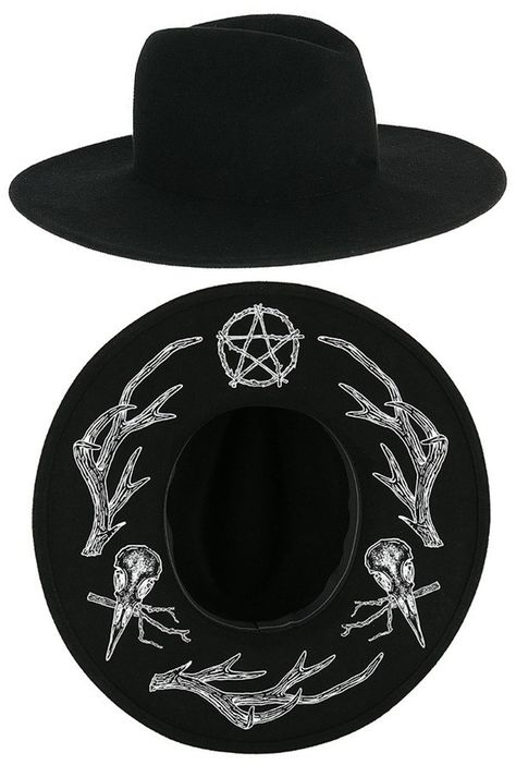 Black Hat Aesthetic, Gothic Hats, Astrology Witch, Witchy Hat, Goth Cowboy, Crow Skull, Black Cowboy, Home Clothing, Witchy Fashion