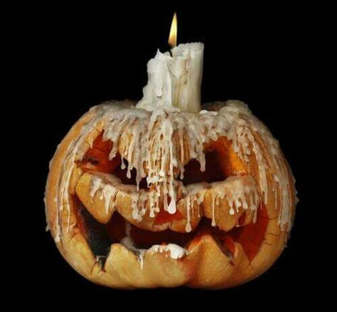 Halloween Pumpkin Candle Holder, Pumpkin Carving Designs, Pumpkin Candle, Halloween Pumpkin Designs, Pumpkin Candles, Cute Candles, Pumpkin Crafts, Mini Pumpkins, Halloween Hair