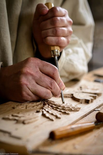 Ornamental Wood Carving, Ornamental Wood, Chateau Versailles, Family Coat Of Arms, Working Hands, Mood Images, Site Analysis, Wooden Decoration, Wood Carver