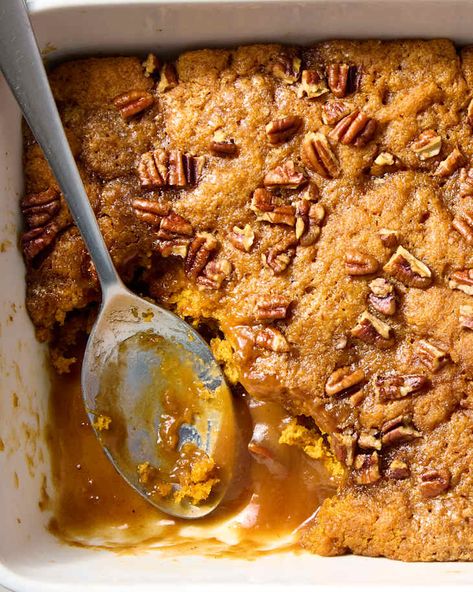 Pecan Pumpkin Cobbler, Thanksgiving Cobbler Recipes, Cookie Recipes For Thanksgiving, Thanksgiving Cobbler, Thanksgiving Food Ideas Dinners, Dessert For Thanksgiving Dinner, Thanksgiving Food Recipes, Thanksgiving Recipes Dessert, Thanksgiving Desserts Recipes