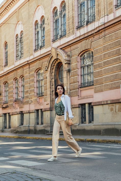 Crossing The Street Photography, Walking Photoshoot Ideas, Photoshoot Concept Outdoor Street, Crossing Street Photoshoot, Walking Street Aesthetic, Sidewalk Photoshoot, Crosswalk Photoshoot, Brick Photoshoot, Walking Photoshoot