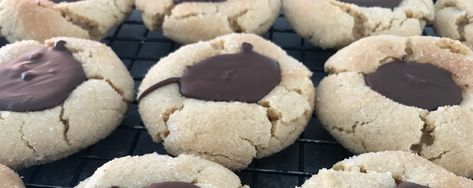 Vegan Peanut Butter Blossoms, Peanut Butter Cereal Bars, Peanut Butter Blossom, Non Dairy Butter, Gf Food, Peanut Butter Blossom Cookies, Blossom Cookies, Peanut Butter Blossoms, Gluten And Dairy Free