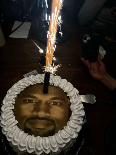 Kanye West Birthday Cake, Meme Birthday Cake Funny, Kanye Cake, Kanye West Birthday, Birthday Cake Funny, Cakes Creative, Cakes Cute, Funny Birthday Party, Cake Designs For Girl