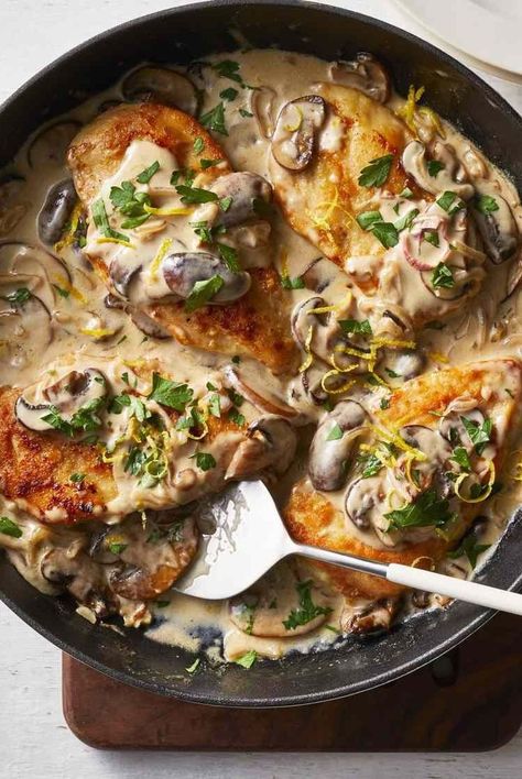 This 30-minute, one-skillet Chicken Scallopini is ready for even your craziest weeknights. Family-friendly and easy, there's a reason our Test Kitchen calls it "Old Faithful." #recipeideas #recipes #dinnerrecipes #southernliving Chicken Scallopini, 30 Minute Dinners, Creamy Mushroom Sauce, How To Cook Mushrooms, Creamy Mushrooms, Chicken Cutlets, Skillet Chicken, Juicy Chicken, 30 Minute Meals