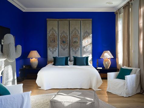 You Can Now Bring Yves Klein's Signature Ultramarine Blue to Your Interiors Bleu Klein, Interior Design Blogs, Yves Klein Blue, New Paint Colors, Color Design Inspiration, Yves Klein, Blue Paint Colors, Design Blogs, Paint Brands