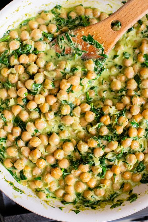 Creamy Spinach & Pesto Chickpeas - This Savory Vegan Pesto Chickpeas, Chickpeas Spinach Recipe, Pesto Chickpea, Chickpea Pesto, Lemon Pesto Pasta, Chickpeas And Spinach, Pesto Dishes, Parmesan Rice, Garbanzo Bean Recipes