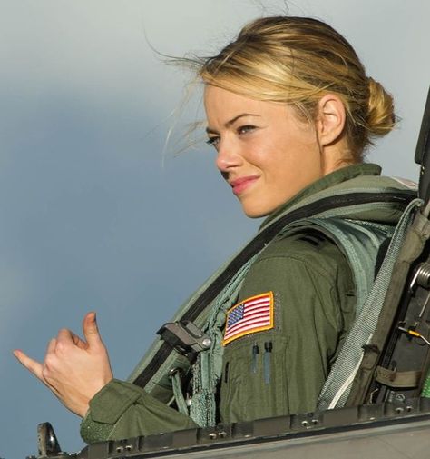 Aloha Movie, Emma Stone Gwen Stacy, Female Pilot, Alicia Vikander, Military Girl, Female Soldier, Fighter Pilot, It Movie Cast, Daft Punk