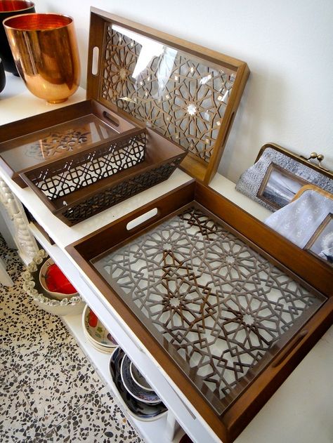 Laser Cut trays inspired by the Moroccan Zellige pattern. Zellige Pattern, Moroccan Zellige, Wooden Trays, Cnc Furniture, Laser Engraved Ideas, 3d Cnc, Laser Art, Islamic Design, 3d Laser