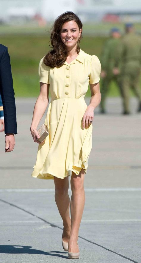 Calgary Airport, Kate Middleton Stil, Vévodkyně Kate, Family Editorial, Style Kate Middleton, Kate Middleton Style Outfits, Herzogin Von Cambridge, Looks Kate Middleton, Cambridge Family