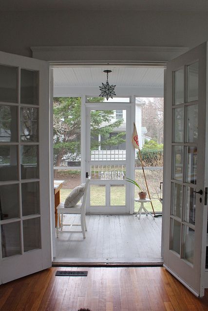 I love screened in porches (and porches in general). Ironically, I live in the Pacific Northwest where the need for a screened in porch is nil :( Screen Porch Door, Screened Porch Doors, Railing Balcony, Staircase Balcony, Porch Door, Iron Staircase, Balcony Grill, Building A Porch, Iron Balcony