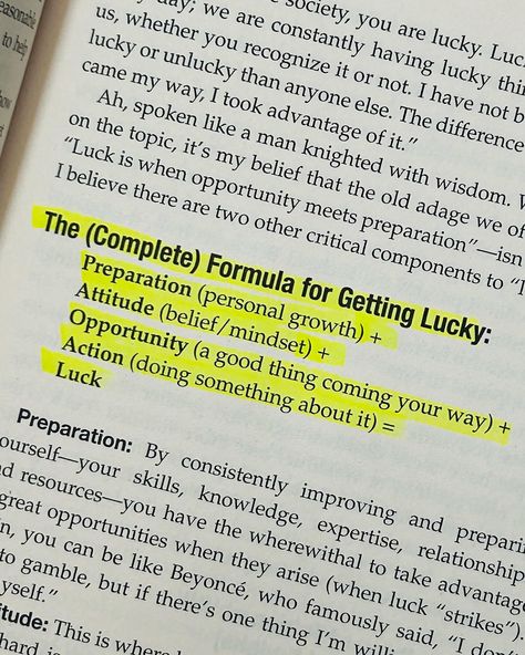 ✨“The Compound Effect” is a powerful guide to achieving success through the principles of consistency and small daily improvements. The book argues that success is not the result of big, dramatic actions, but rather the accumulation of small, consistent efforts over time. Drawing on personal anecdotes and research, it demonstrates how small changes in habits, behaviors, and mindset can lead to significant results in various aspects of life, including health, finances, relationships, and caree... The Compound Effect Book, The Compound Effect, Compound Effect, Aspects Of Life, Time Drawing, Commonplace Book, Planner Book, Small Changes, Achieve Success