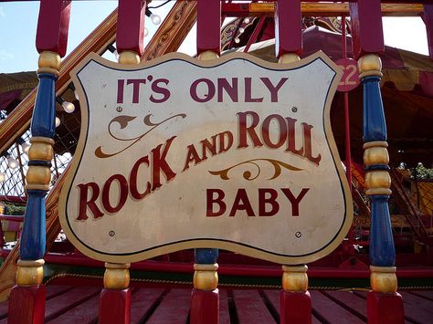 what else would it be? Rock And Roll Sign, Papa Roach, Rock Aesthetic, Rock Baby, Rock N’roll, I'm With The Band, Vintage Americana, Rory Gilmore, Ozzy Osbourne