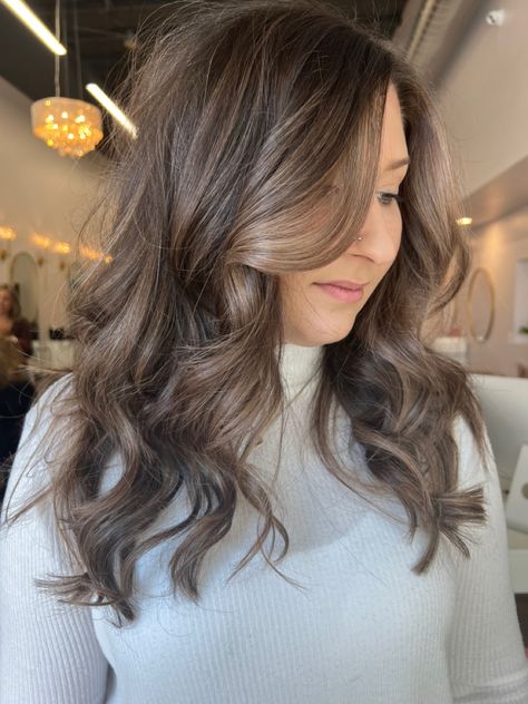 Cool toned brunette. Reverse balayage lived in hair color. Cool Toned Brunette, Lived In Hair Color, Lived In Hair, 2c Hair, Ashy Brown, Reverse Balayage, Cool Tones, Hair Inspo, Balayage