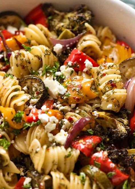 Close up of Amazing Vegetarian Pasta Salad Bbq Vegetables, Vegetarian Pasta Salad, Vegetable Pasta Salads, Veggie Pasta Salad, Roasted Vegetable Pasta, Marinated Vegetables, Recipetin Eats, Cold Pasta Salad, Recipe Tin